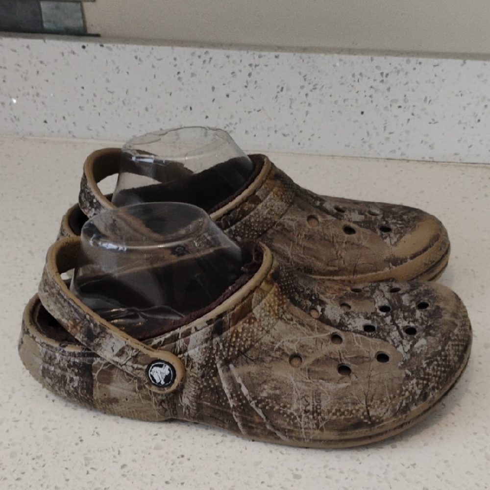 CROCS Shoes Size 9 Women  Unisex